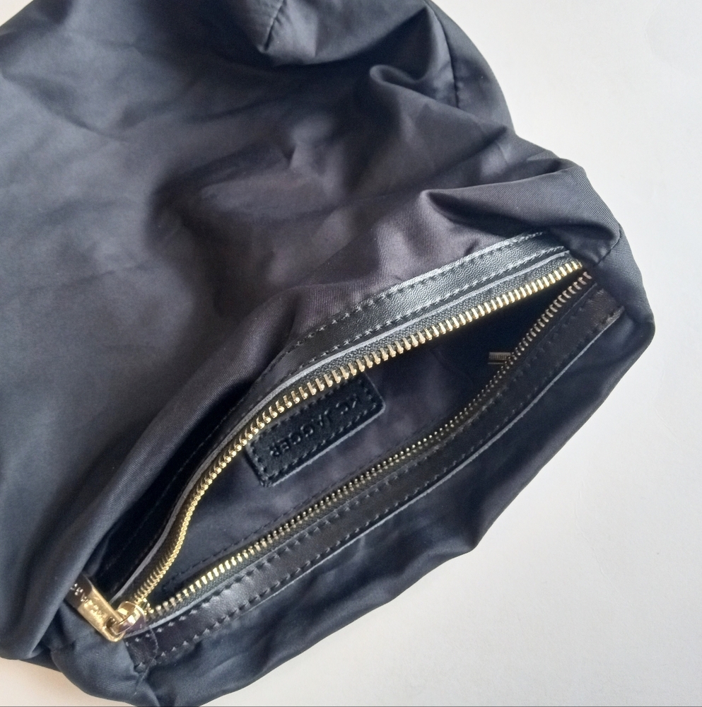 Donated✨ SoldKC Jagger cosmetics makeup pouch - Picture 2 of 5